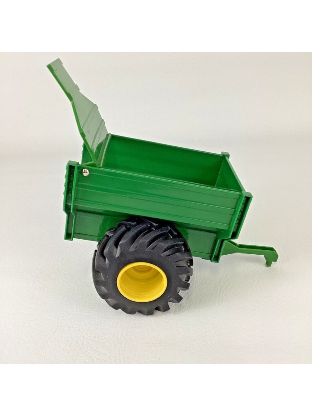 Tomy Licensed John Deere Toy Trailer 6" Plastic Grain Cart Big Wheels 2023